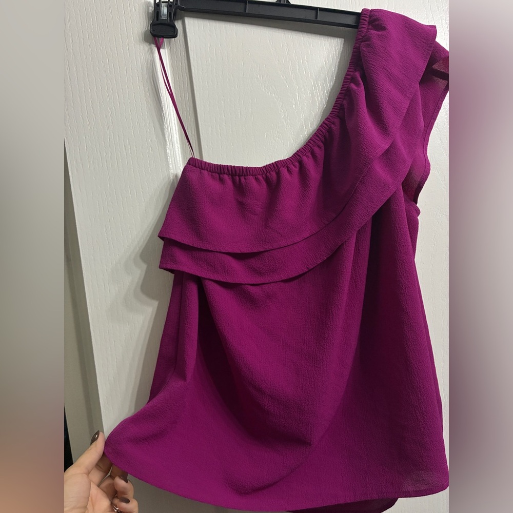 Apt. 9 Vibrant Pink Top